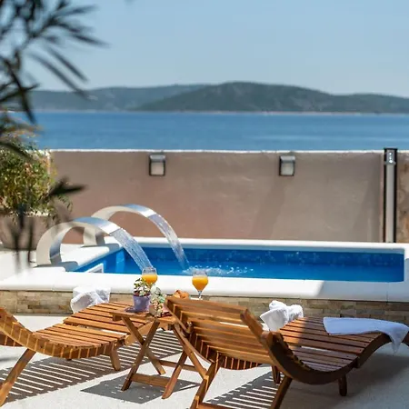 Insula Ventum Holiday home Mali Drvenik