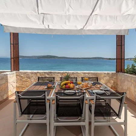 Holiday home Insula Ventum Mali Drvenik